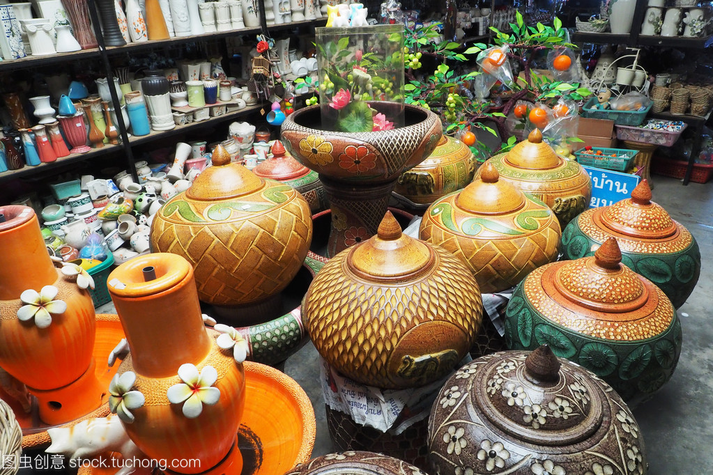 店里的陶瓷產品